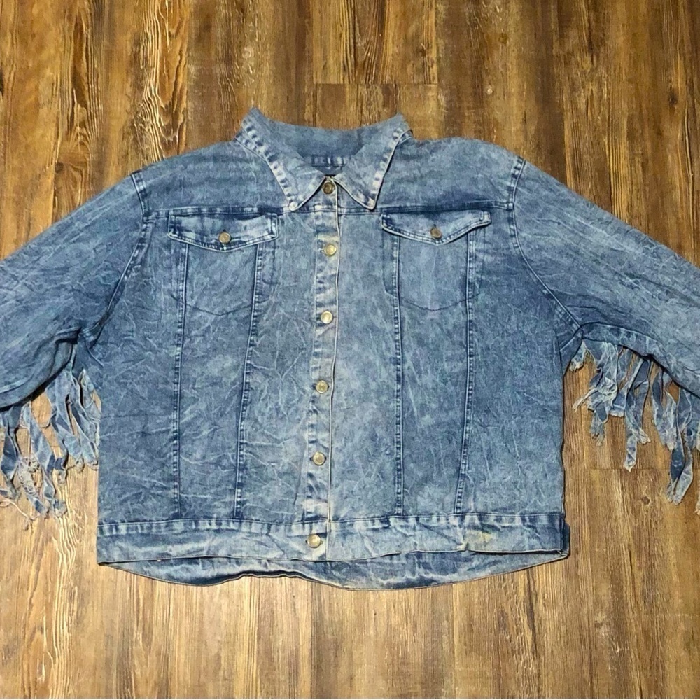 Thrill Jeans Jacket Women’s 3X Fringe Denim Tassel Button Front Pockets Festival